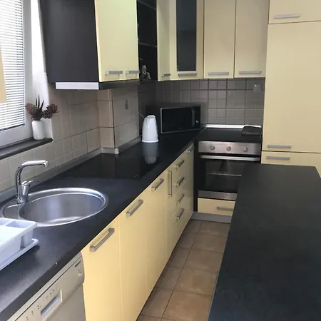 Sani Free Parking * Skopje