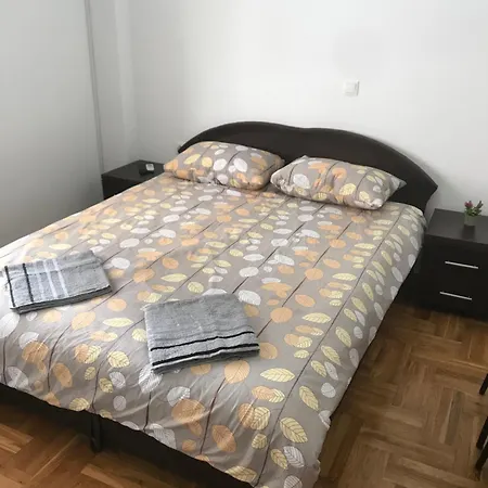 Sani Free Parking Apartment