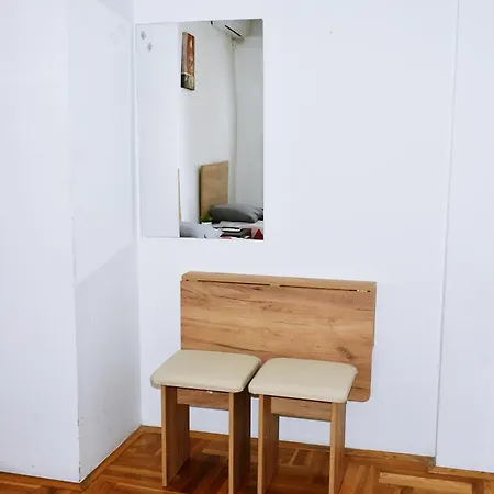 Sani Free Parking Apartment