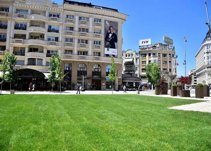 아파트 Sani Free Parking *