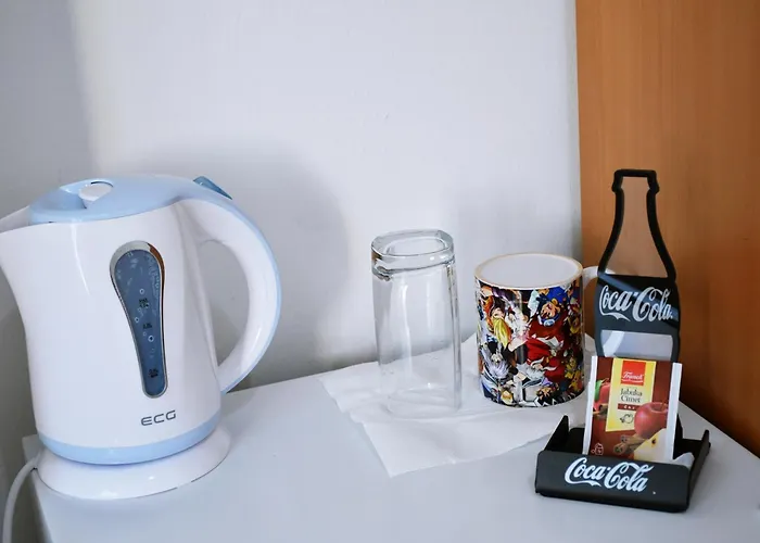 아파트 Sani Free Parking *